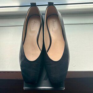 Naturalizer 27 Edit Carla Flat like-new size 8.5W